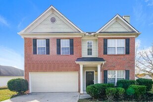 5357 Jerome Rd in College Park, GA - Building Photo