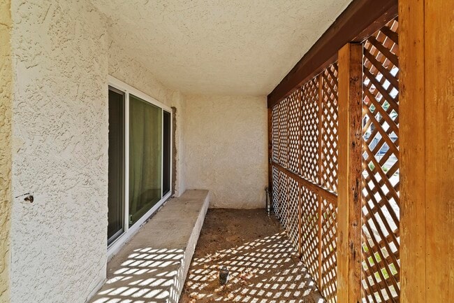 69440 Victoria Dr in Cathedral City, CA - Building Photo - Building Photo
