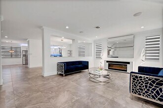 2354 Quail Roost Dr in Weston, FL - Building Photo - Building Photo