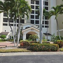11600 Court of Palms in Ft. Myers, FL - Building Photo