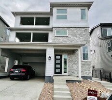 11511 Amplify Cir in Lone Tree, CO - Building Photo