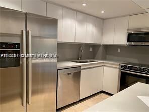 2000 Towerside Ter, Unit # 309 in Miami, FL - Foto de edificio