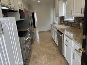 1704 W 138th St in Compton, CA - Foto de edificio - Building Photo