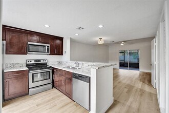 35 SW 3rd St in Pompano Beach, FL - Building Photo - Building Photo