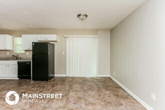 7220 Woodcreek Way in Douglasville, GA - Foto de edificio - Building Photo