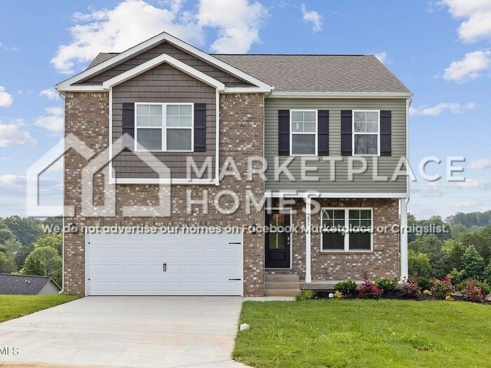 1675 Pebblestone Ct in Morristown, TN - Building Photo