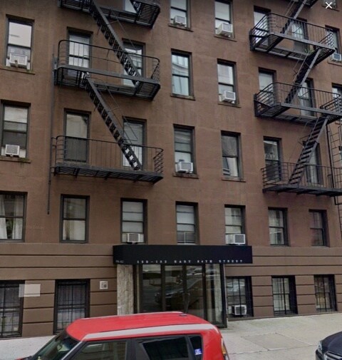 152 E 84th St in New York, NY - Foto de edificio