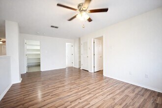 612 Pinos Cir in Laredo, TX - Building Photo - Building Photo