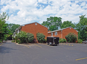 Master Suites in Kettering, OH - Building Photo - Building Photo