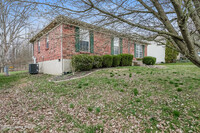 1605 Hopkins Ct in La Grange, KY - Building Photo - Building Photo