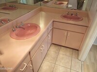 4050 Linwood Dr photo'