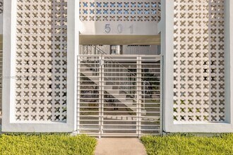 501 NE 82nd Terrace in Miami, FL - Building Photo - Building Photo