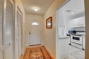 19 Stratford Dr in Boynton Beach, FL - Building Photo - Building Photo