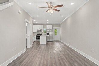 330 N Sand Palm Rd-Unit -Sand Palm Rd N 330 - Vista in Freeport, FL - Building Photo - Building Photo
