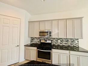 198 E Woolystar Ct in Oro Valley, AZ - Building Photo - Building Photo