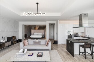 4701 Meridian Ave in Miami Beach, FL - Building Photo - Building Photo