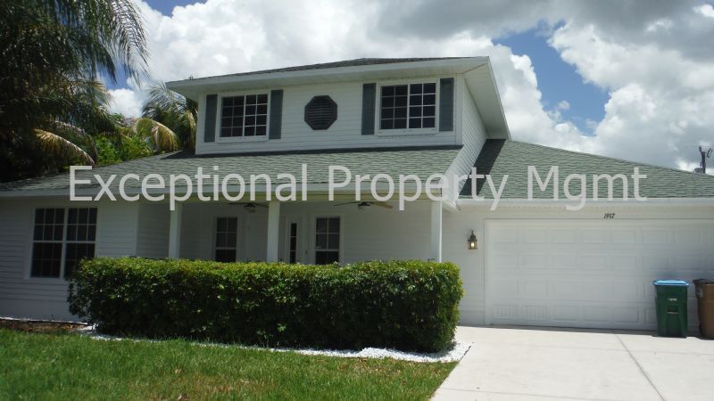 1917 SW 51st Ter in Cape Coral, FL - Building Photo