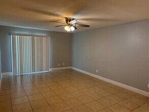 712 Parkwood St in Groveland, FL - Building Photo - Building Photo