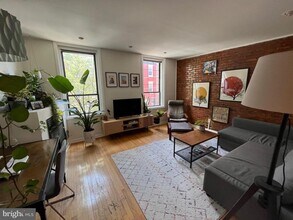 620 S 19th St in Philadelphia, PA - Building Photo - Building Photo
