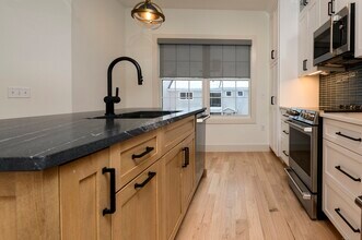 2620 Main St in Glastonbury, CT - Building Photo - Building Photo