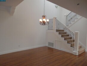 6198 Lakeview Cir in San Ramon, CA - Building Photo - Building Photo