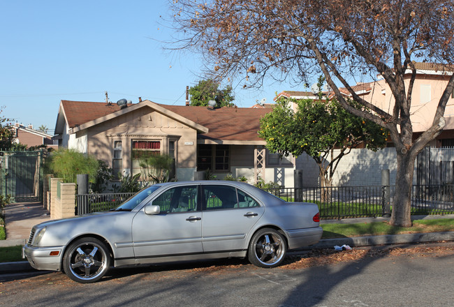 20739 Seine Ave in Lakewood, CA - Building Photo - Building Photo