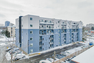 Spurline Flats in Waterloo, ON - Building Photo - Building Photo