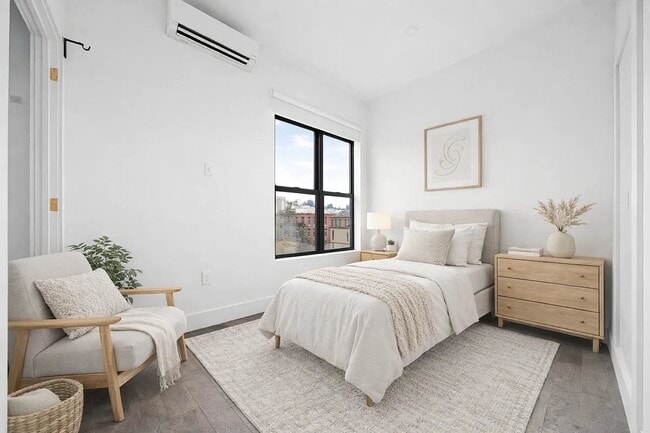 94 Avenue A in New York, NY - Building Photo - Building Photo