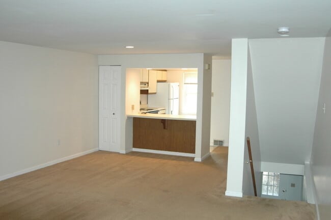 632 Windsor Ave in Pittsburgh, PA - Building Photo - Building Photo