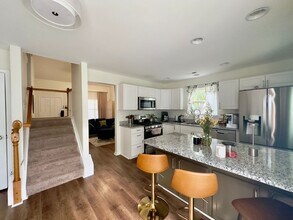 694 Rock Lake Gln in Fort Mill, SC - Building Photo - Building Photo