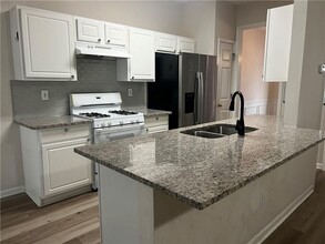 5454 Medlock Corners Dr in Norcross, GA - Building Photo - Building Photo