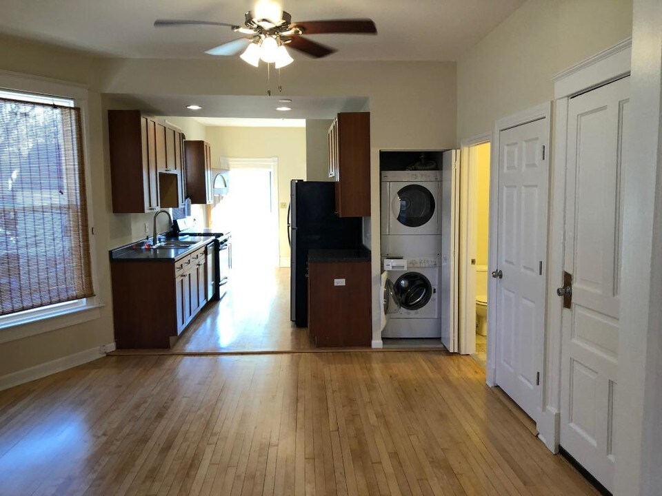 1709 Irving Park W Rd, Unit 2 in Chicago, IL - Building Photo