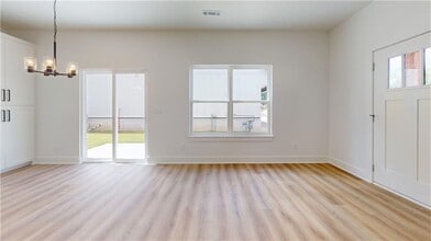 510 W Olive St in Rogers, AR - Building Photo - Building Photo