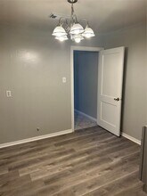 1407 Silverdale St in Houston, TX - Foto de edificio - Building Photo