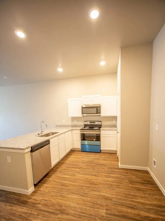 2115 N Avenue J, Unit Cypress - 2115 N Ave J Unit B in Lubbock, TX - Building Photo - Building Photo