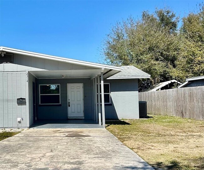 2314 20th Ave W in Bradenton, FL - Building Photo - Building Photo