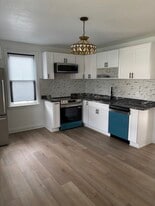 210 Division St in Hummelstown, PA - Building Photo