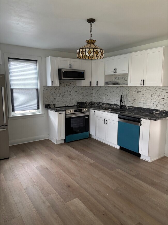 210 Division St in Hummelstown, PA - Building Photo - Building Photo