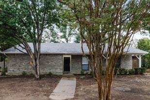 19 Atlanta Ct in Mansfield, TX - Building Photo