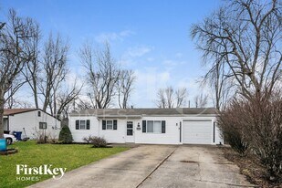 1412 Vero Dr in Wentzville, MO - Building Photo