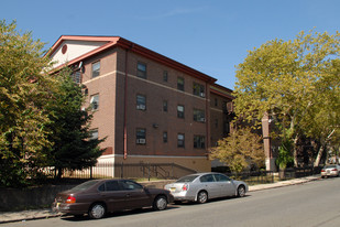 Arlington Gardens - 5 Buildings Apartments