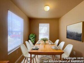 8025 Maverick Climb in San Antonio, TX - Building Photo - Building Photo