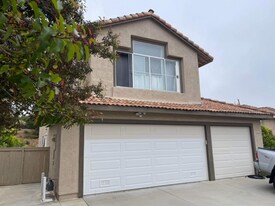 12460 Dormouse Rd in San Diego, CA - Building Photo