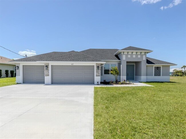 65 Fairway Rd in Rotonda West, FL - Building Photo - Building Photo