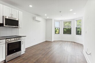 1831 N 33rd St in Philadelphia, PA - Building Photo - Building Photo