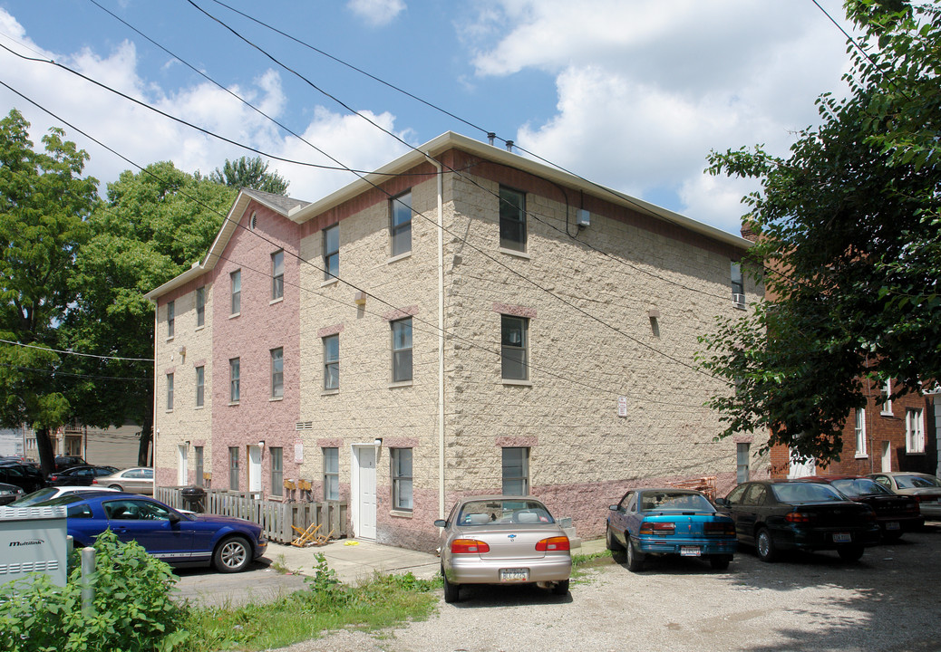 119 Chittenden Ave in Columbus, OH - Building Photo