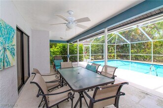 4005 Brush Ln in Naples, FL - Building Photo - Building Photo