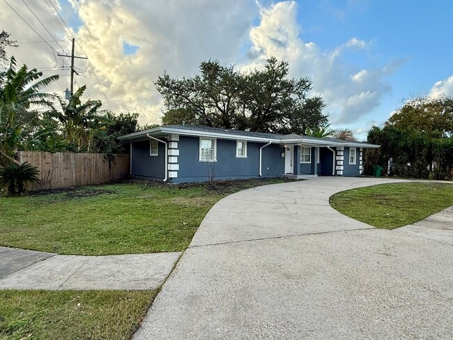 3300 Bissonet Dr in Metairie, LA - Building Photo - Building Photo