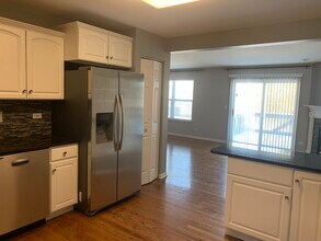 3186 Renard Ln in St. Charles, IL - Building Photo - Building Photo