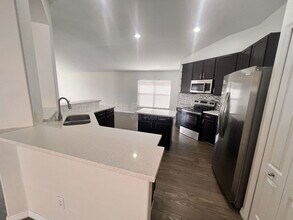 3930 Lakeside Reserve Ln in Lockhart, FL - Building Photo - Building Photo